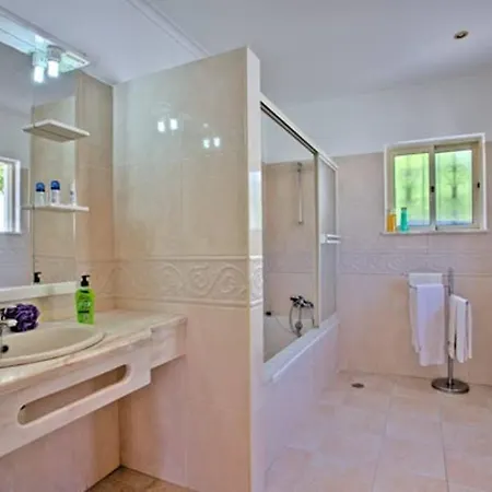 Villa Mf